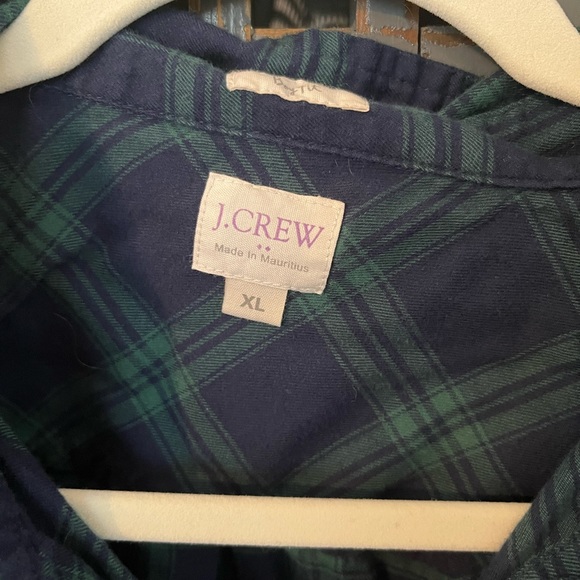 J. Crew Factory Flannel, Size XL - Picture 3 of 3